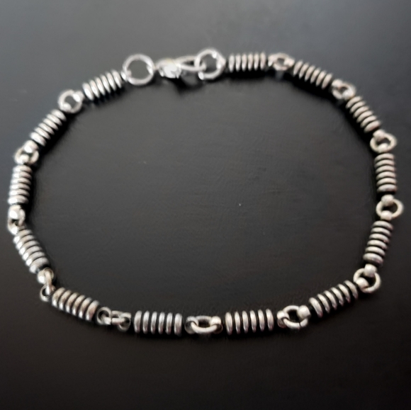 New Coil Link Bracelet - Picture 4 of 6